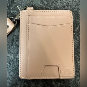 ANDAR Denner wallet in a light blush